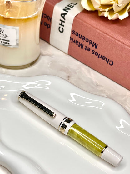 Sailor Fountain Pen L'Encounter Limited Edition Color: Pistachio